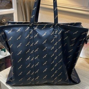 BALENCIAGA 100% authentic!!! Large bag.